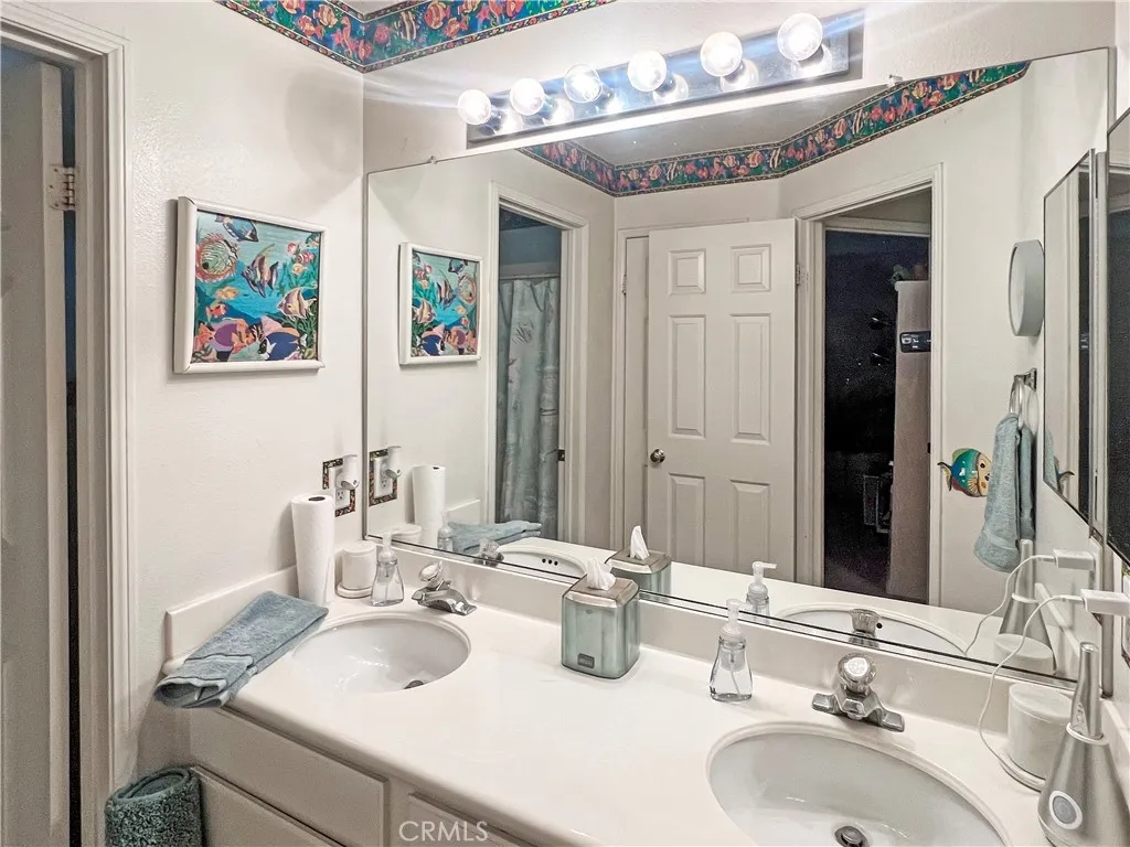 10 Palacio, Rancho Santa Margarita, California 92688 home-pic-17