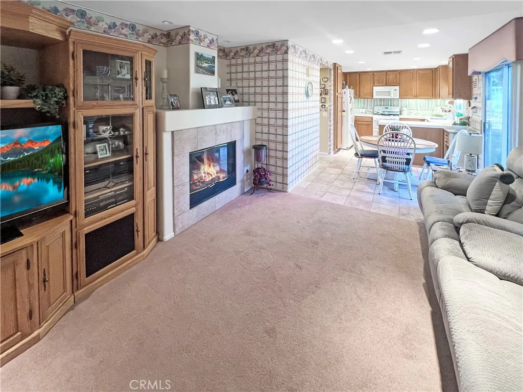 10 Palacio, Rancho Santa Margarita, California 92688 home-pic-4