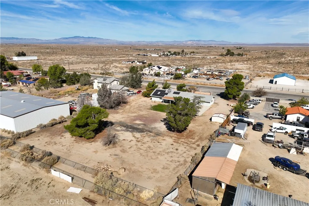 3322 E Avenue H, Lancaster, California 93535 home-pic-41