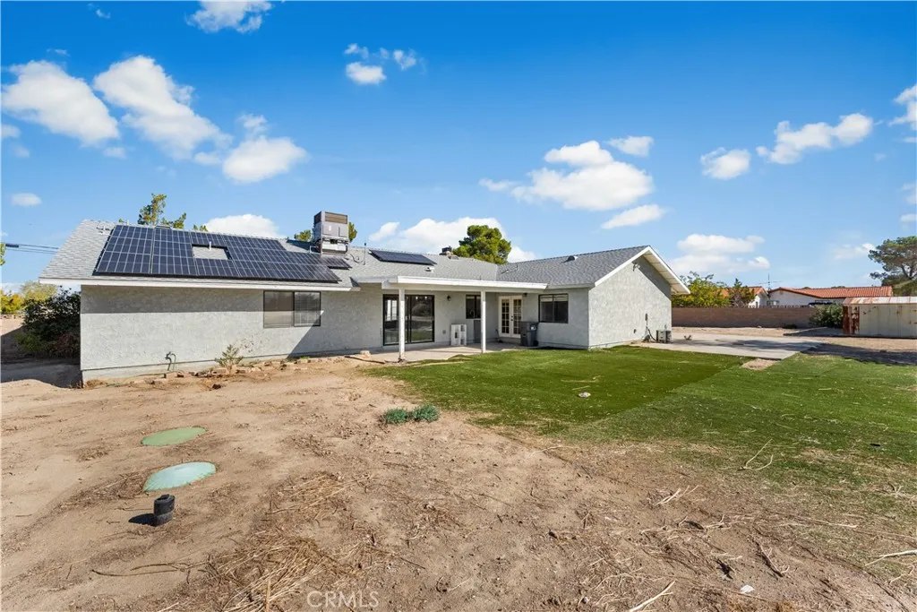 3322 E Avenue H, Lancaster, California 93535 home-pic-34