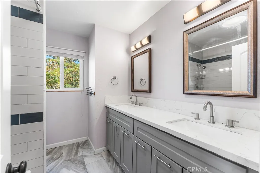 3322 E Avenue H, Lancaster, California 93535 home-pic-24