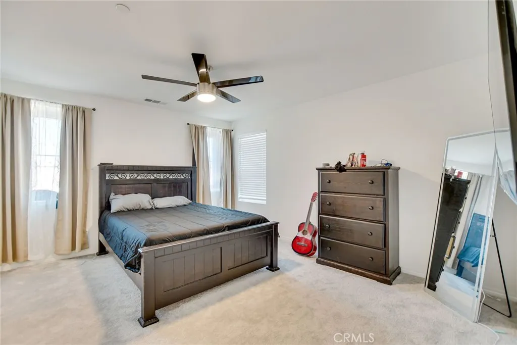 2526 Gunner Ridge, Rialto, California 92377 home-pic-19