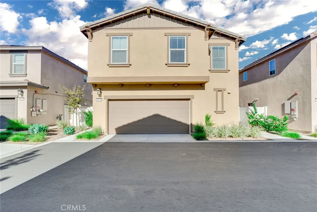 2526 Gunner Ridge, Rialto, California 92377 home-pic-0