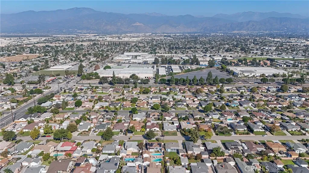 1118 E Elgenia, West Covina, California 91790 home-pic-45