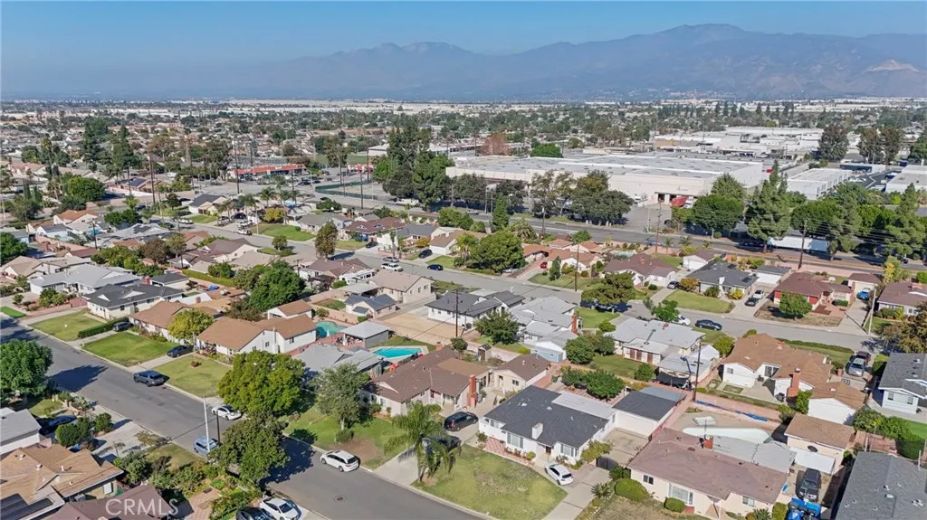 1118 E Elgenia, West Covina, California 91790 home-pic-40