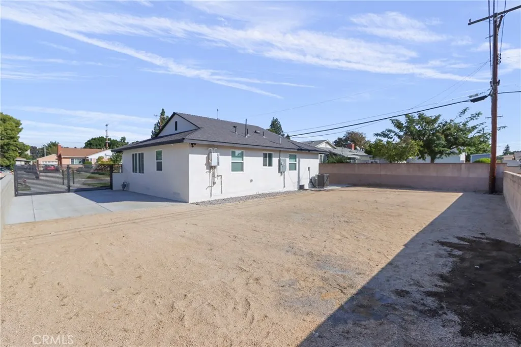 1118 E Elgenia, West Covina, California 91790 home-pic-30