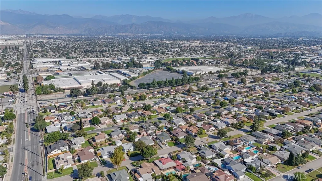1118 E Elgenia, West Covina, California 91790 home-pic-44