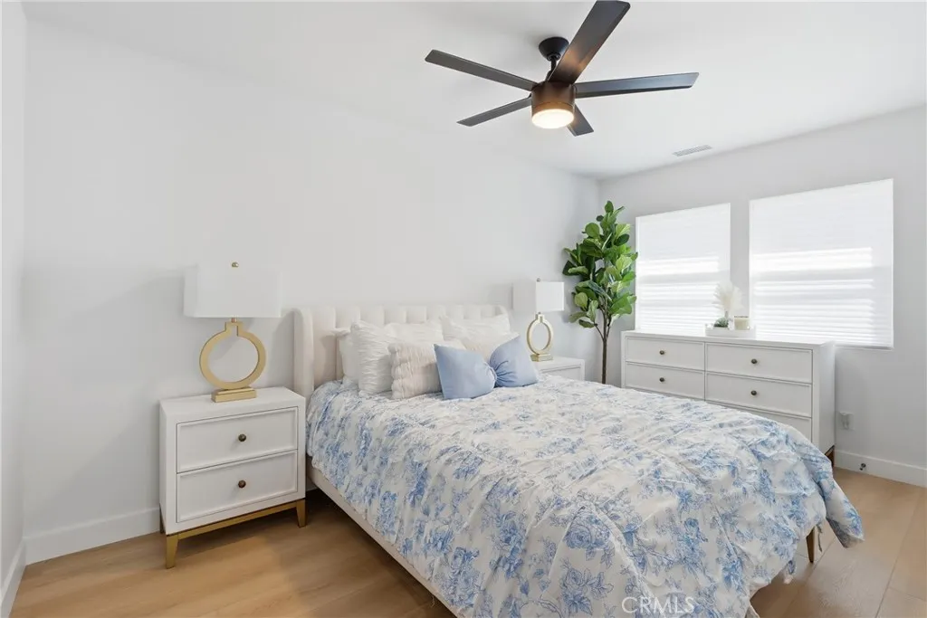 1118 E Elgenia, West Covina, California 91790 home-pic-20