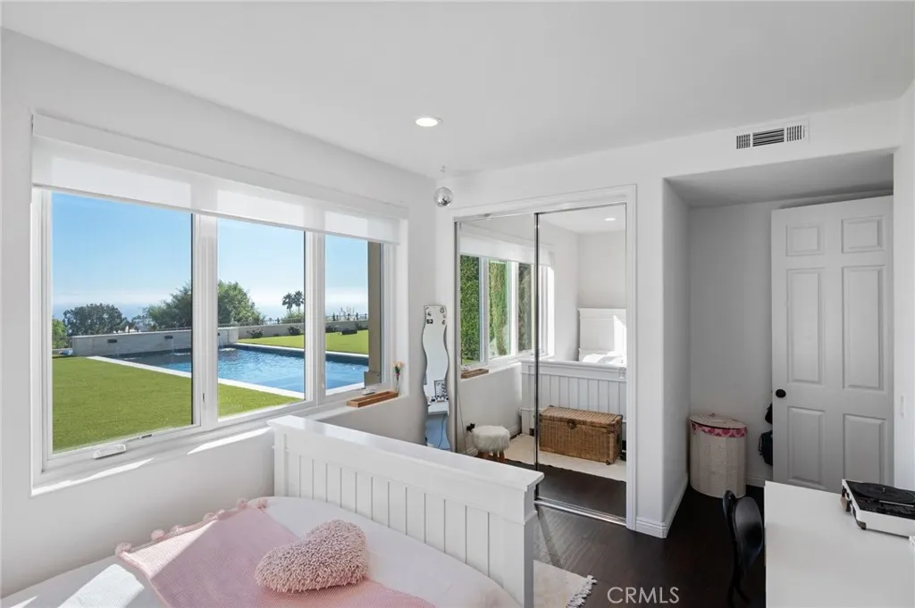 37 Tramonto Drive, Rancho Palos Verdes, California 90275 home-pic-50