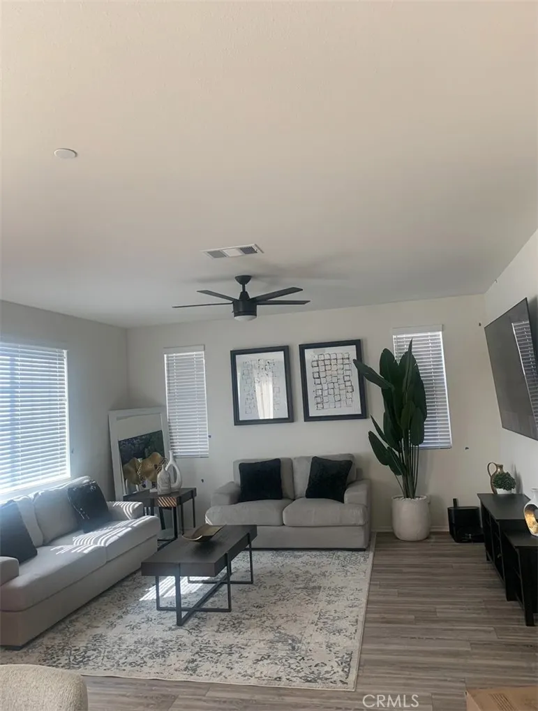 3516 Mill Creek, Perris, California 92570 home-pic-2