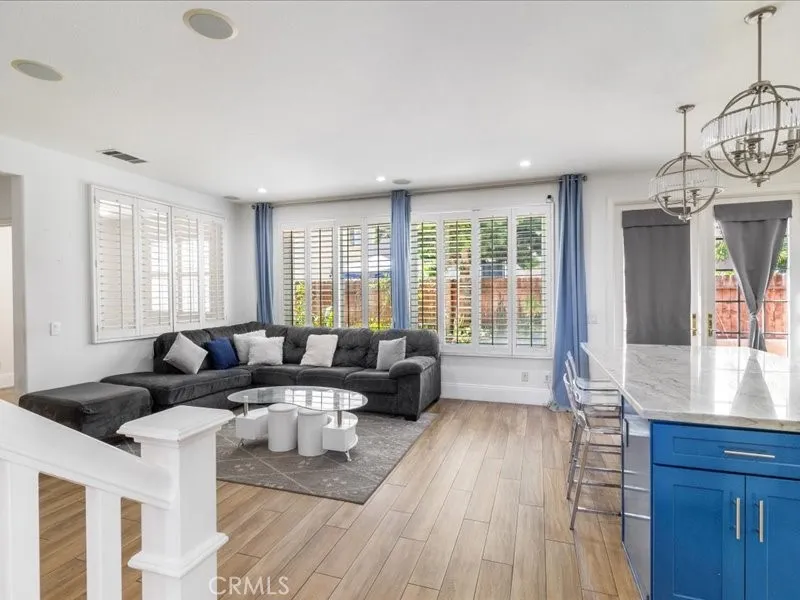 22821 Oak Knoll, Carson, California 90745 home-pic-8