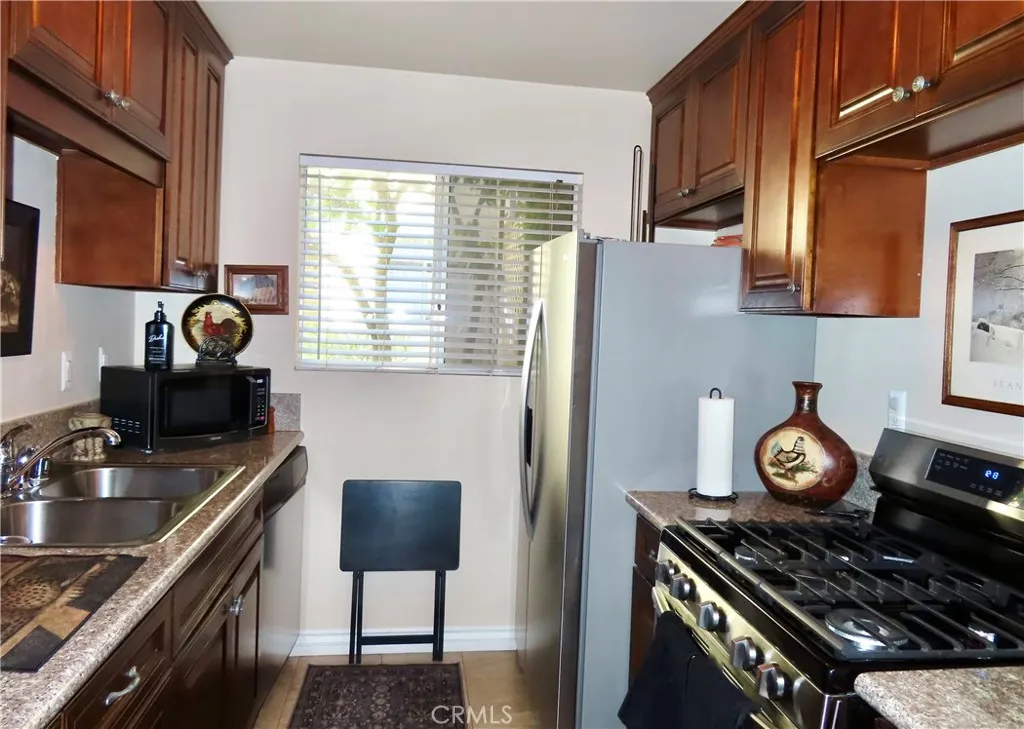 13080 Dronfield Ave home-pic-6