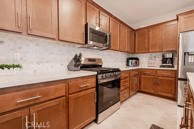 15219 Laguna Ave, Lake Elsinore, California 92530 home-pic-24