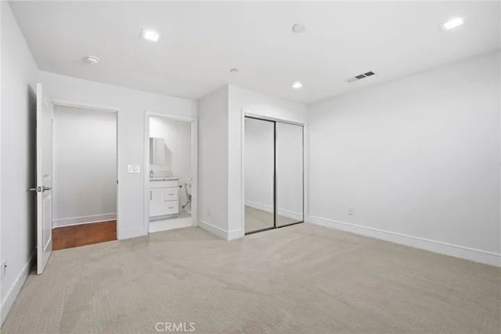 317 Rochester, Costa Mesa, California 92627