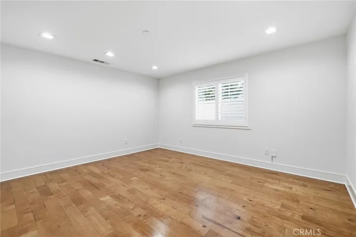 317 Rochester, Costa Mesa, California 92627