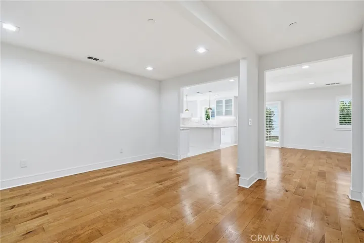 317 Rochester, Costa Mesa, California 92627