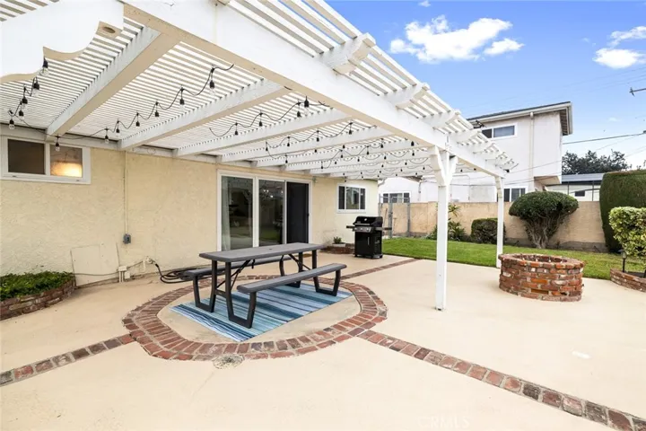 5472 Marion, Cypress, California 90630