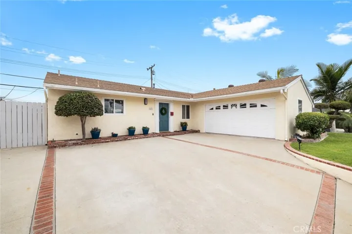 5472 Marion, Cypress, California 90630