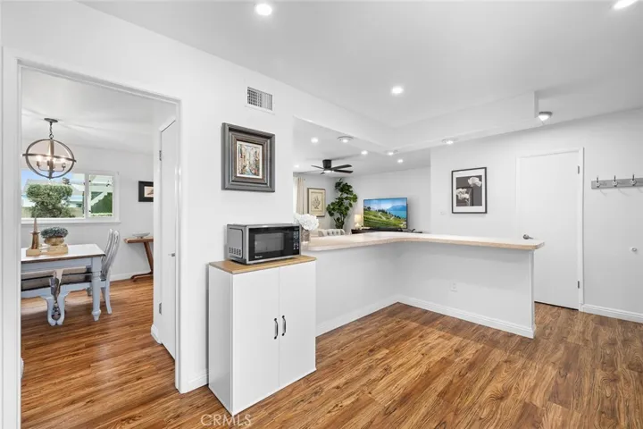 5472 Marion, Cypress, California 90630