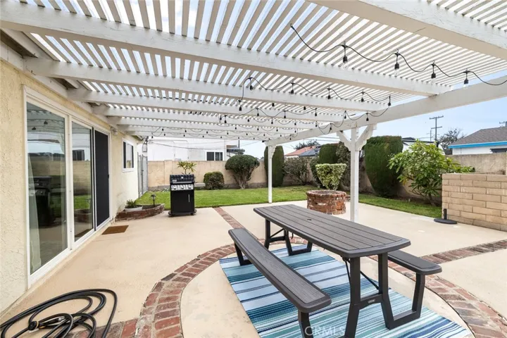 5472 Marion, Cypress, California 90630