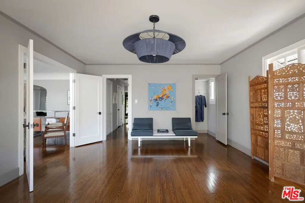 600 S Orange Drive, Los Angeles, California 90036 home-pic-11