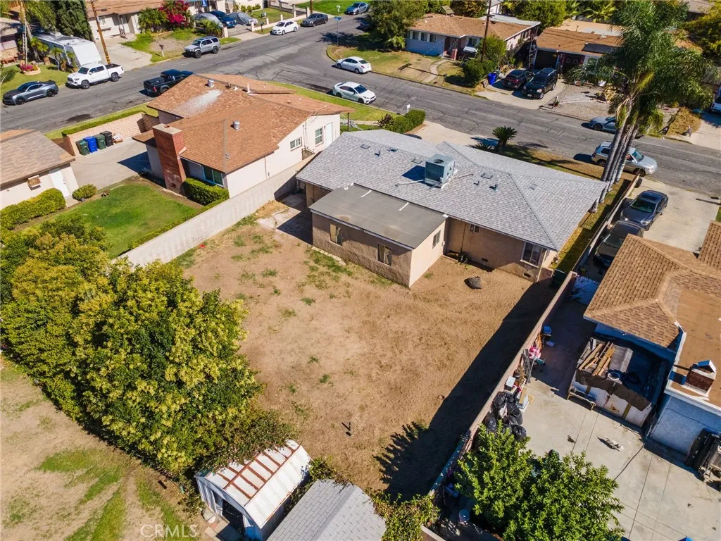 538 N Oakdale, Rialto, California 92376 home-pic-24