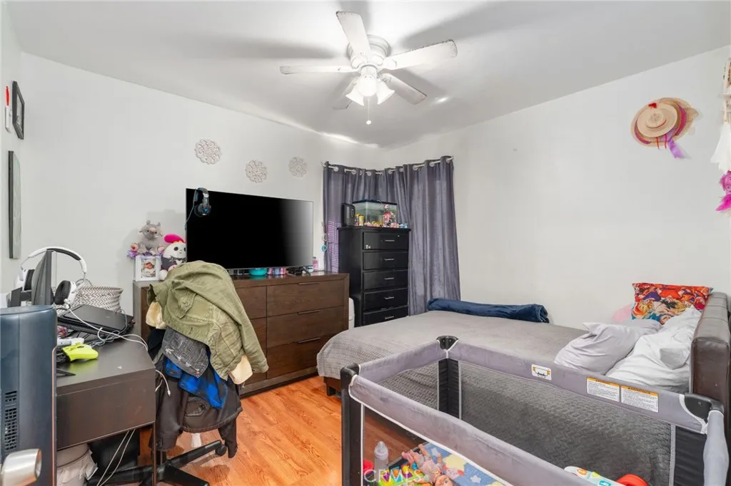 538 N Oakdale, Rialto, California 92376 home-pic-17