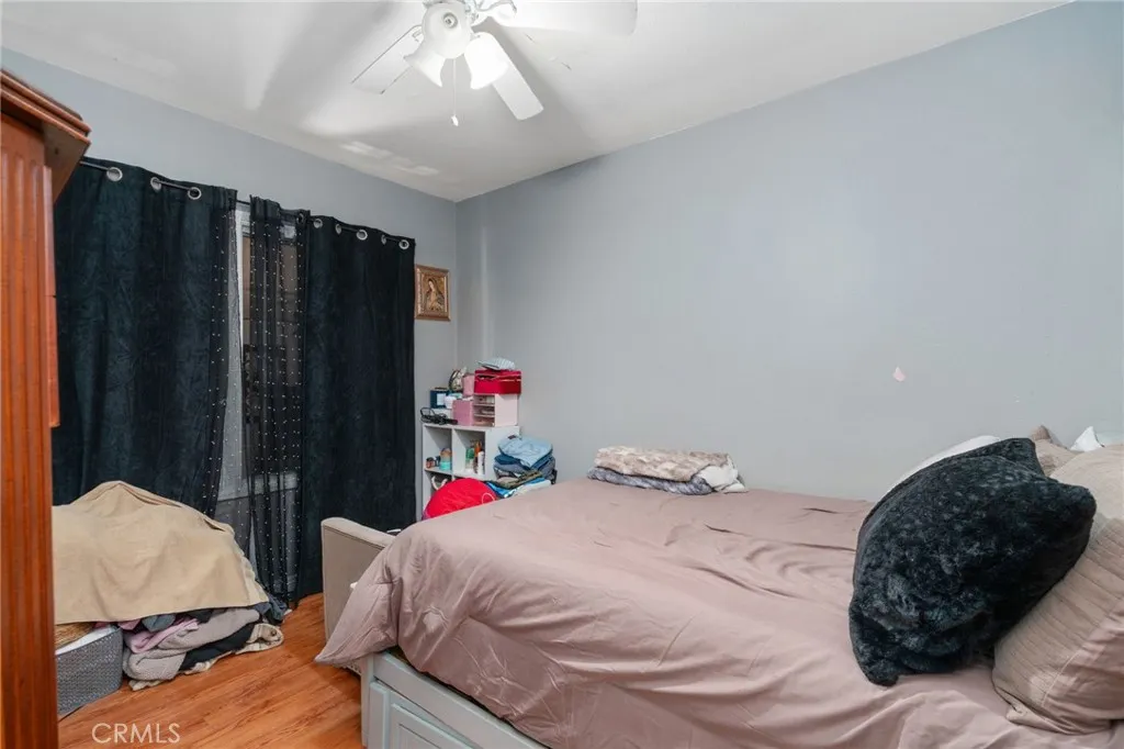 538 N Oakdale, Rialto, California 92376 home-pic-14