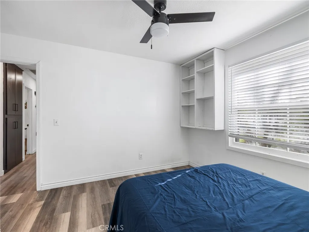 360 W San Bernardino, Rialto, California 92376 home-pic-16