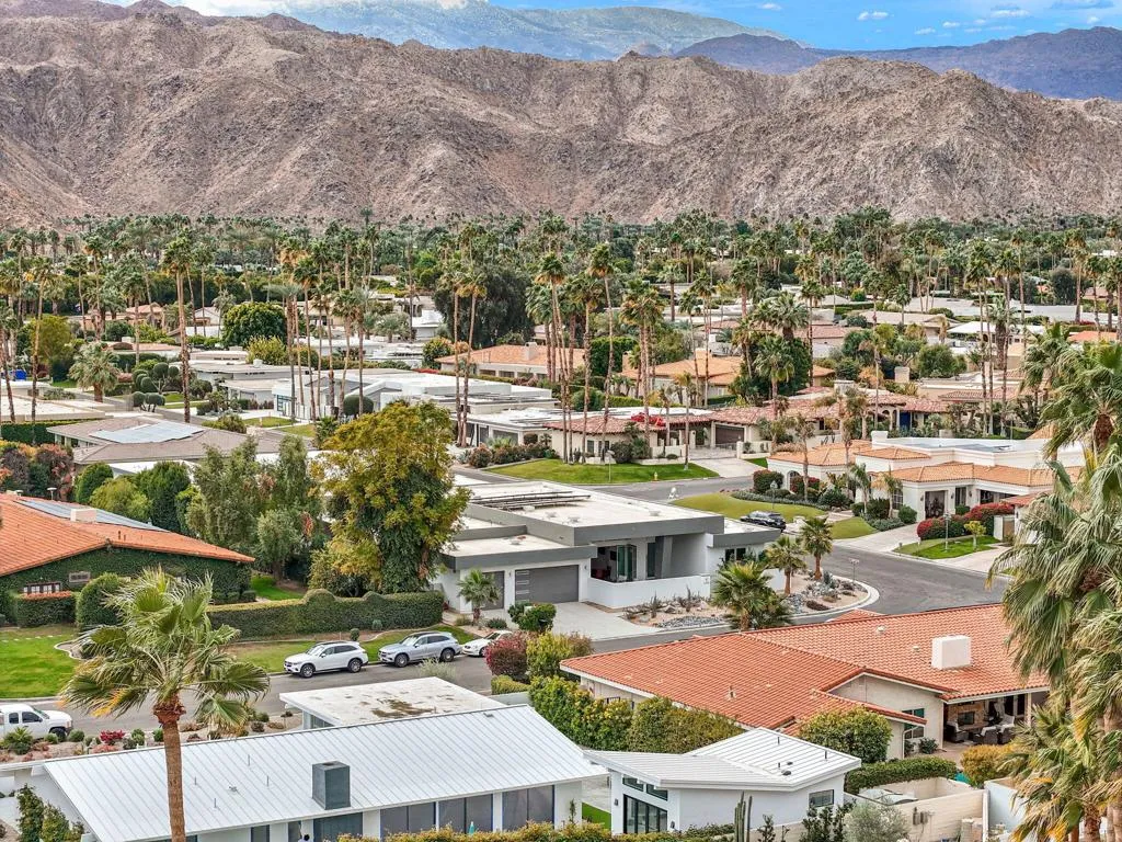 76305 Shoshone Drive, Indian Wells, California 92210 home-pic-71