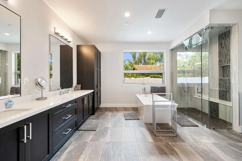 76305 Shoshone Drive, Indian Wells, California 92210 home-pic-38