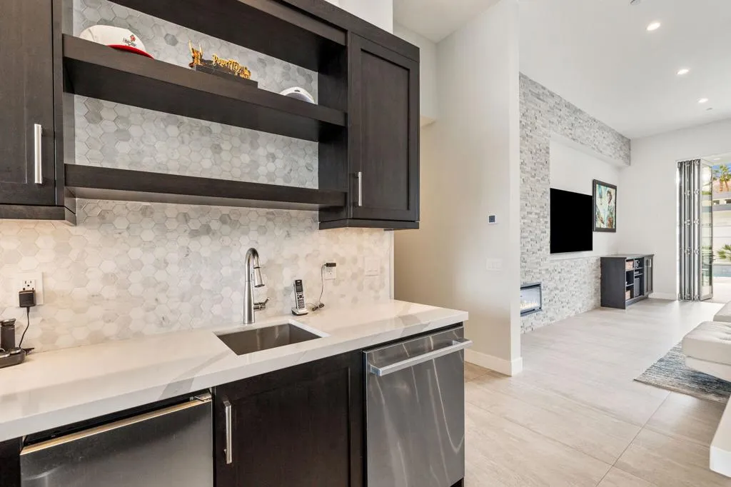76305 Shoshone Drive, Indian Wells, California 92210 home-pic-23