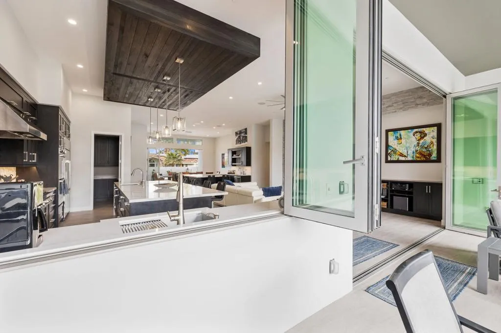 76305 Shoshone Drive, Indian Wells, California 92210 home-pic-25