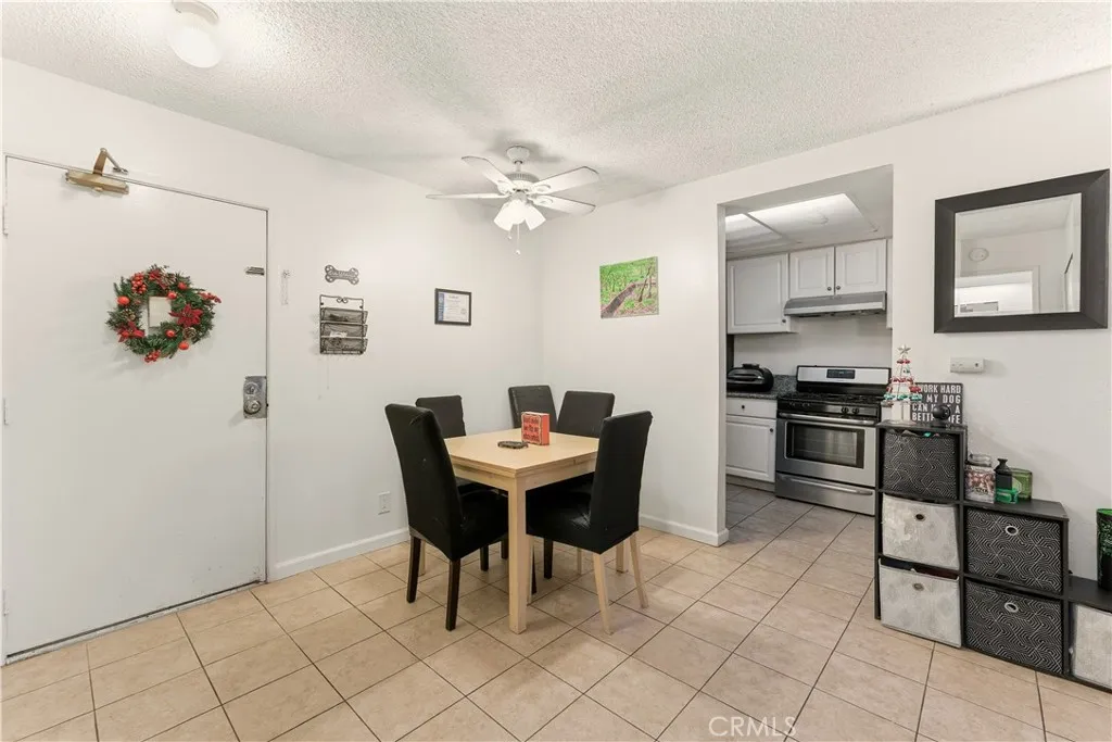600 W 3rd St B116, Santa Ana, California 92701 home-pic-1