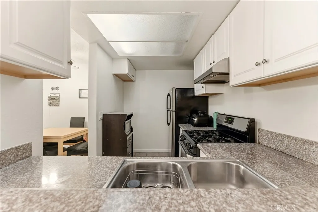600 W 3rd St B116, Santa Ana, California 92701 home-pic-4