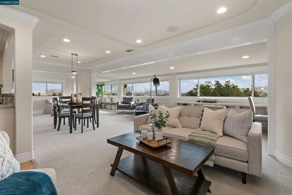 2232 Golden Rain Rd 1, Walnut Creek, California 94595 home-pic-5