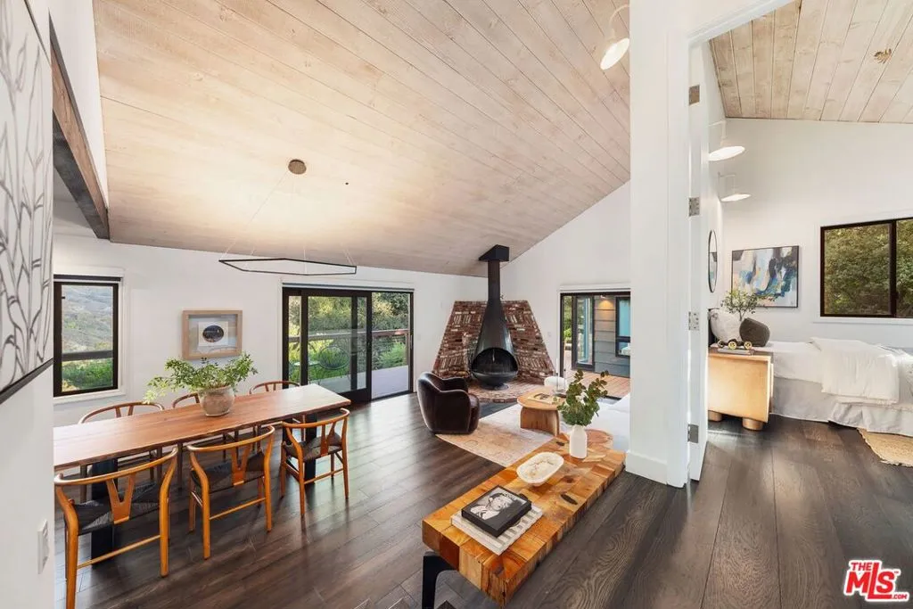 19806 Valley View Drive, Topanga, California 90290 home-pic-6