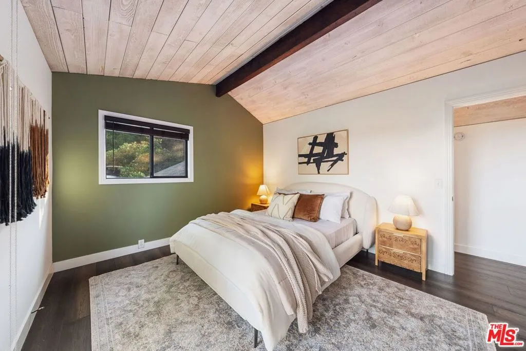 19806 Valley View Drive, Topanga, California 90290 home-pic-37