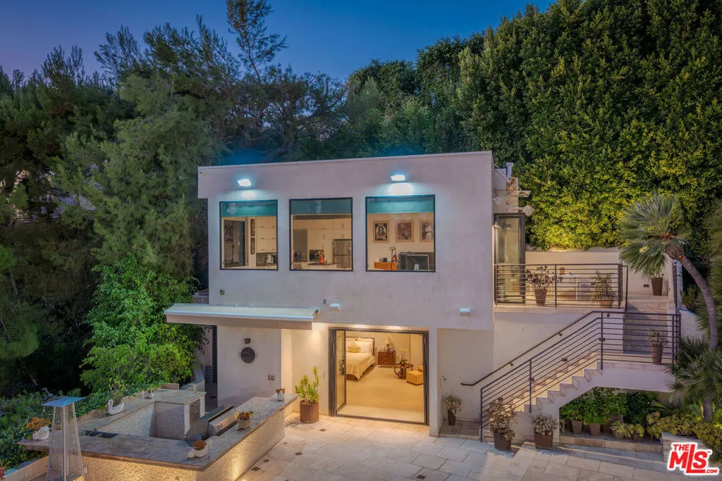 1821 Loma Vista Drive, Beverly Hills, California 90210 home-pic-36