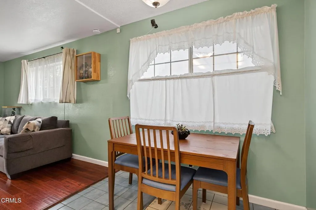 1501 Morris Street, Oxnard, California 93030 home-pic-17