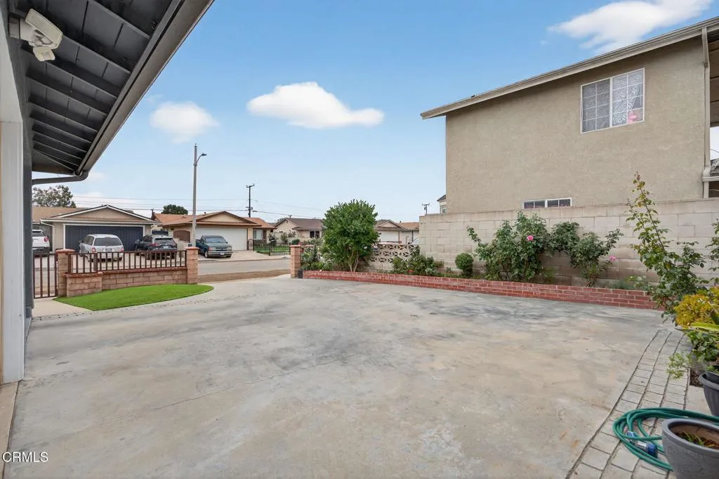 1501 Morris Street, Oxnard, California 93030 home-pic-5