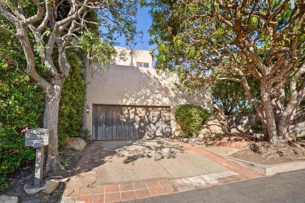 23349 Malibu Colony Road, Malibu, California 90265 home-pic-3