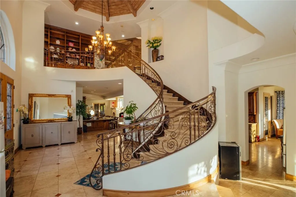 365 Oak Mountain Road, Bradbury, California 91008 home-pic-23