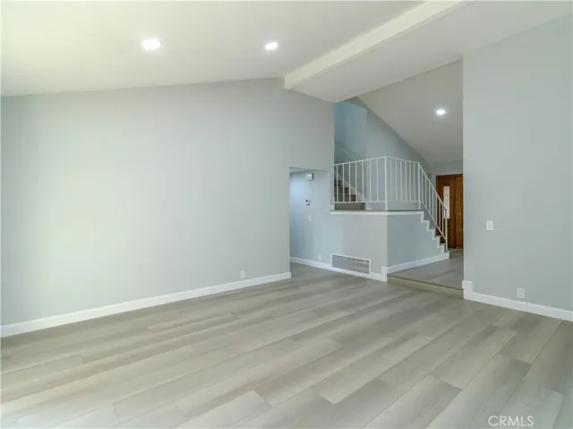 518 W Alpine, Santa Ana, California 92707