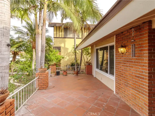 518 W Alpine, Santa Ana, California 92707