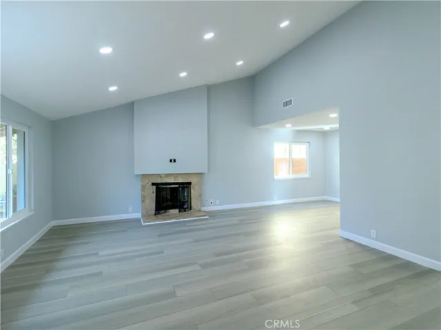 518 W Alpine, Santa Ana, California 92707