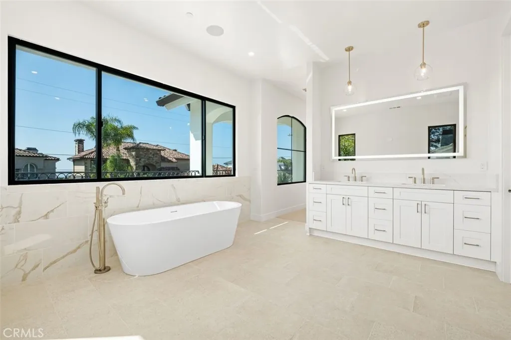 34882 Doheny, Dana Point, California 92624 home-pic-14