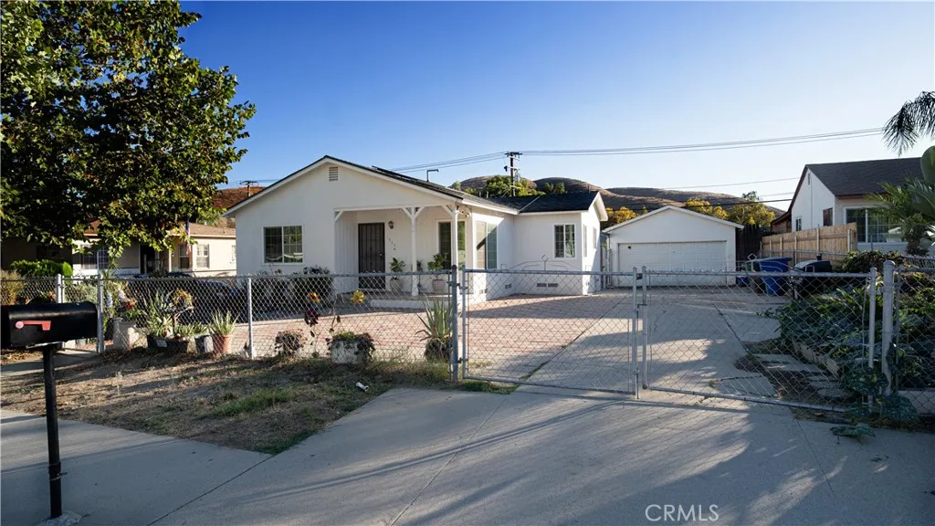 1535 Sheridan Road, San Bernardino, California 92407 home-pic-4