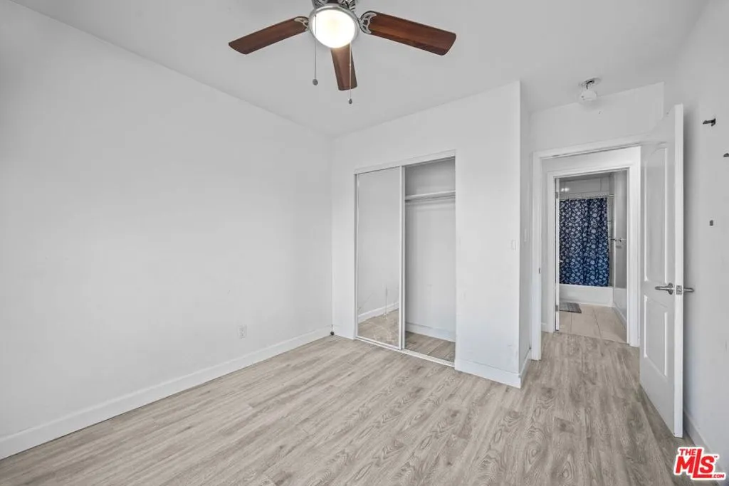 12812 Clovis Avenue, Los Angeles, California 90059 home-pic-15