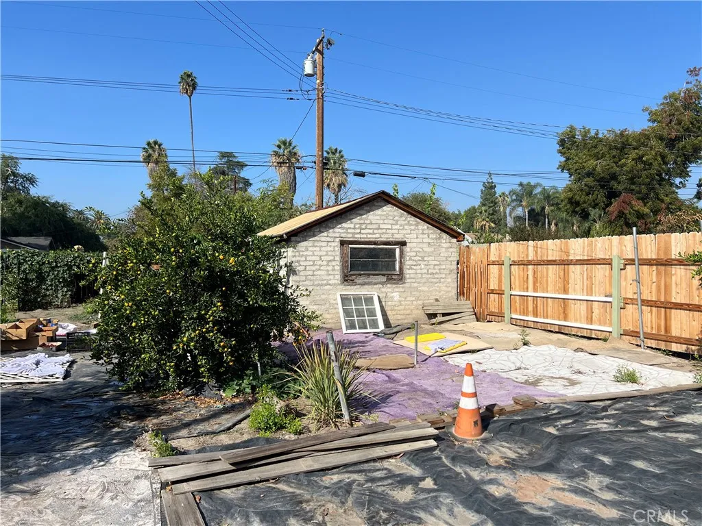 7014 Conejo, San Bernardino, California 92404 home-pic-19